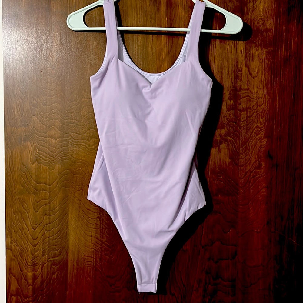 Klassy Network Sweetheart Bodysuit in Lilac Small